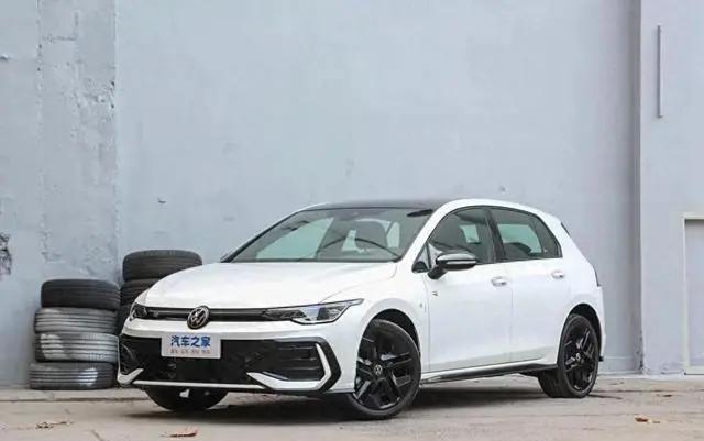 2.0T、350牛·米,运动方向盘+运动座椅,运动氛围拉满!-有驾 2.0T、350牛·米,运动方向盘+运动座椅,运动氛围拉满!-有驾