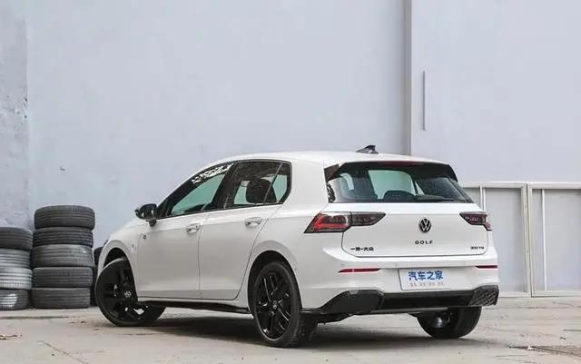 2.0T、350牛·米,运动方向盘+运动座椅,运动氛围拉满!-有驾 2.0T、350牛·米,运动方向盘+运动座椅,运动氛围拉满!-有驾