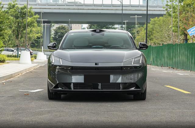 售价22.98万元,领克Z10新车型上市,百公里加速3.5秒-有驾 售价22.98万元,领克Z10新车型上市,百公里加速3.5秒-有驾