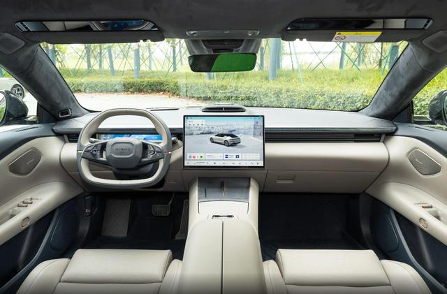 售价22.98万元,领克Z10新车型上市,百公里加速3.5秒-有驾 售价22.98万元,领克Z10新车型上市,百公里加速3.5秒-有驾