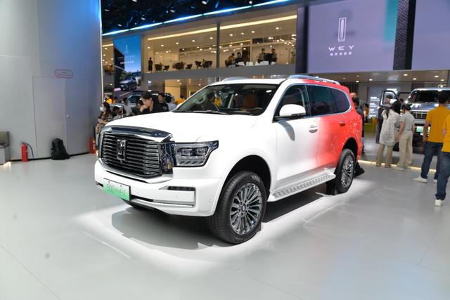 预售37.98万,坦克500Hi4-Z开启预售,与Hi4-T有什么区别?-有驾 预售37.98万,坦克500Hi4-Z开启预售,与Hi4-T有什么区别?-有驾
