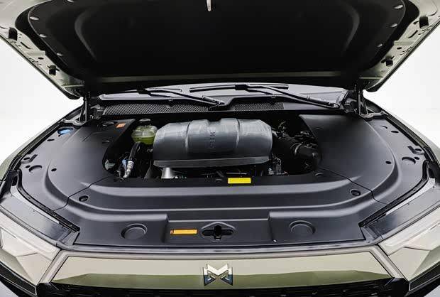 猛士M817定档8月17日上市 华为乾崑ADS加持 预售32.99万起