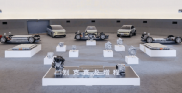 从“落后”到“真香”,增程技术逆袭背后,谁在裸泳?