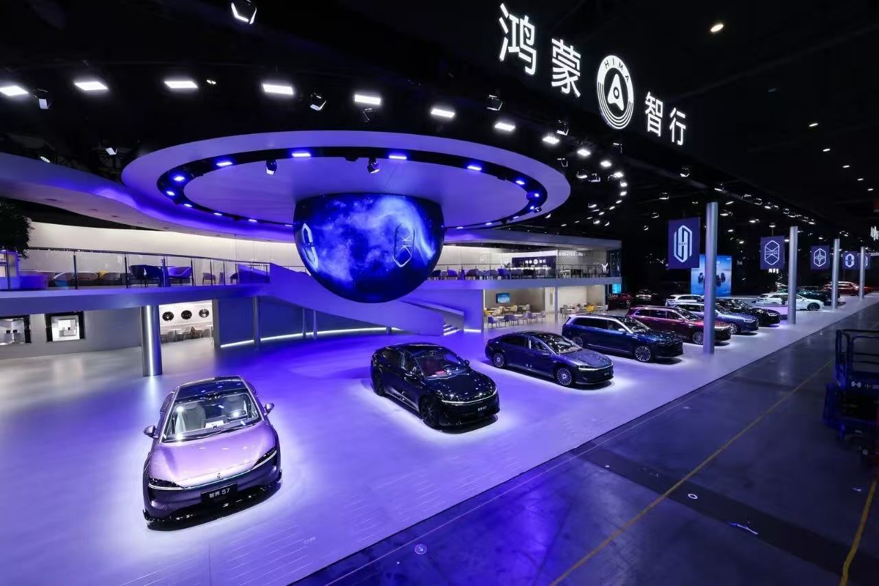 港股扎堆，不只图钱